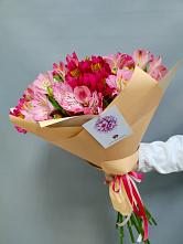 Букет цветов из:  Альстромерии #REPLACE_PRED# Пестравка