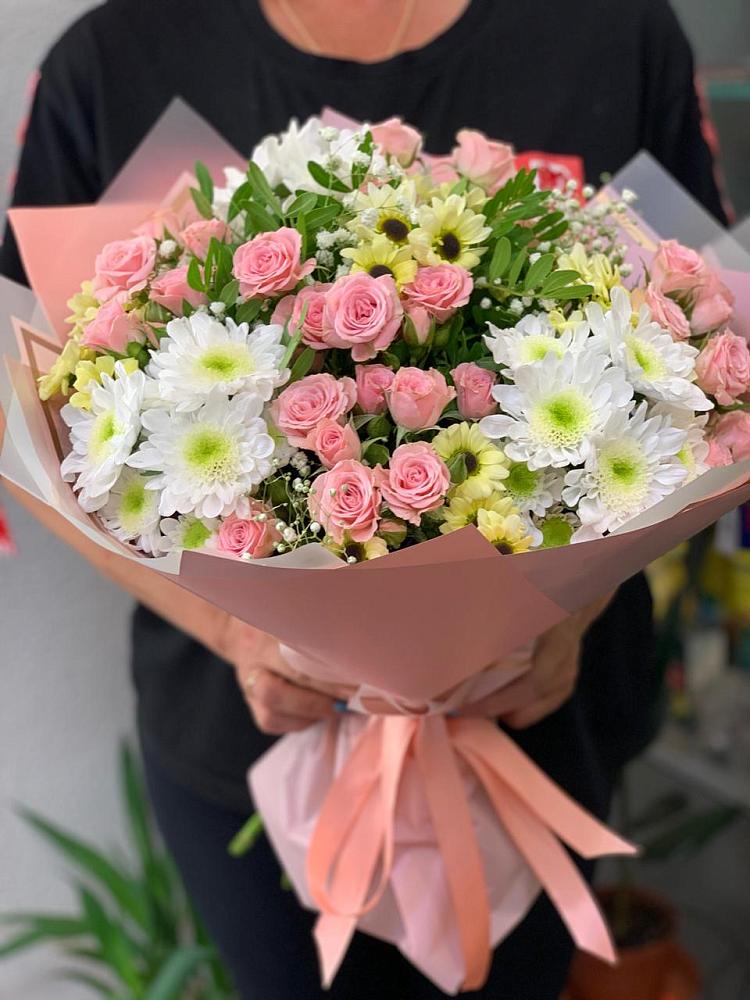 Букет цветов из: Розы и Хризантемы в Пестравка