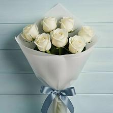 Букет 7 Белых роз Эдлесс Лав в Пестравка