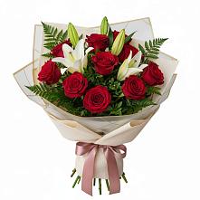 Букет цветов из:  Лилии и Розы в Пестравка