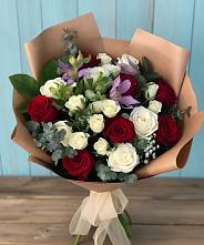 Букет цветов из:  Розы и Альстромерии в Пестравка