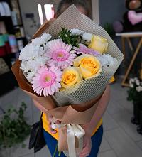 Букет цветов из:  Герберы, Розы и Хризантемы в Пестравка
