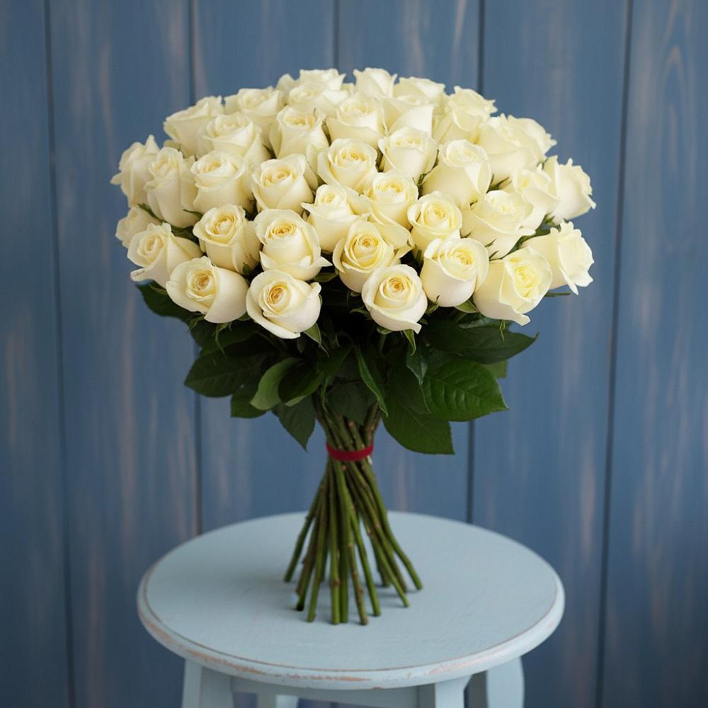 Букет 51 Белая роза Эдлесс Лав в Пестравка