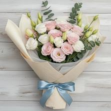 Букет цветов из:  Лизиантусы в Пестравка