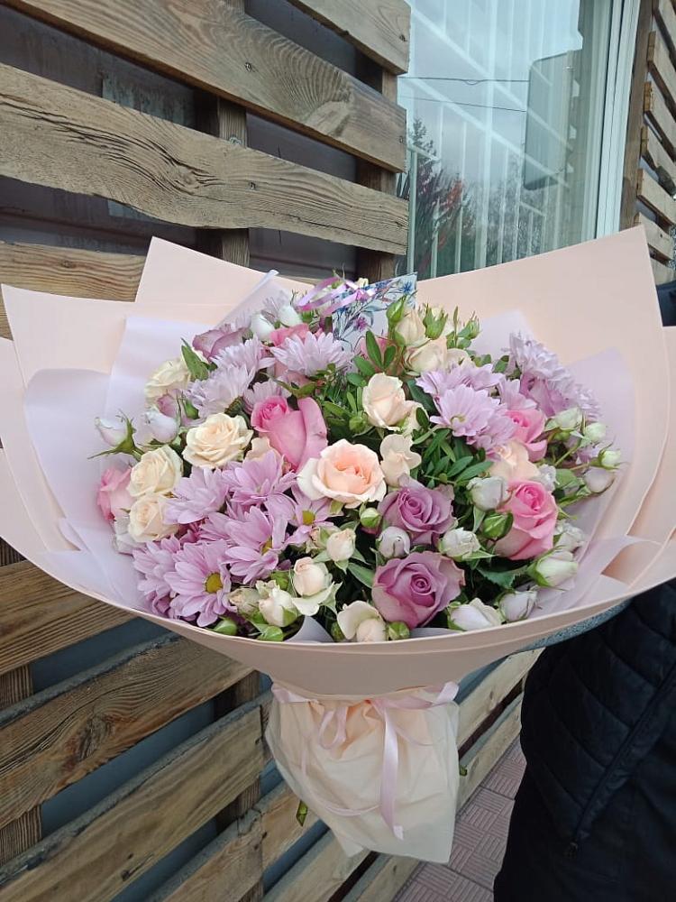 Букет цветов из: Розы и Хризантемы в Пестравка