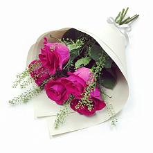 Букет цветов из:  Розы в Пестравка