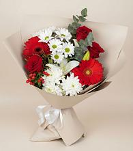 Букет цветов из:  Розы, Хризантемы, Герберы и Лилии в Пестравка