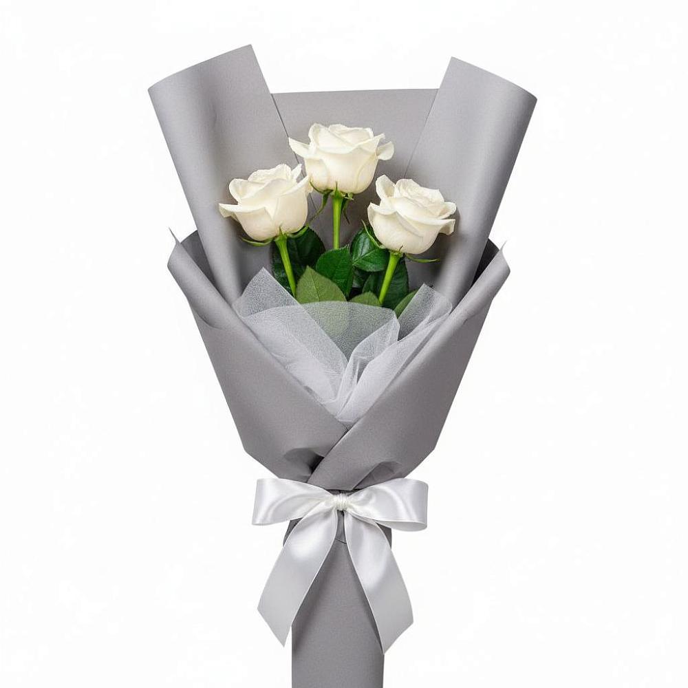 Букет 3 белые розы в Пестравка