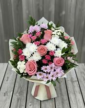 Букет цветов из:  Альстромерии, Гвоздики, Розы и Хризантемы в Пестравка