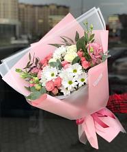 Букет цветов из:  Розы, Лизиантусы и Хризантемы в Пестравка